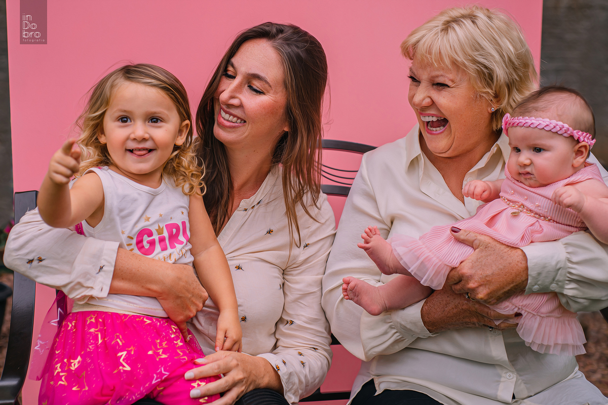 ensaio dia das mães; dia das mães; ensaio em casa; ensaio externo; ensaio estúdio; ensaio em Rolante RS; ensaio em Dois Irmãos RS; mulheres maravilhas.