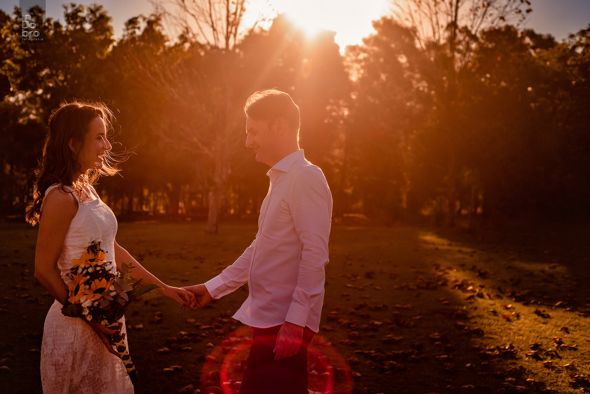 casamento; casamento civil; casamento ao ar livre; ensaio casal; ensaio pré casamento; sítio areia branca; parobé; rs.