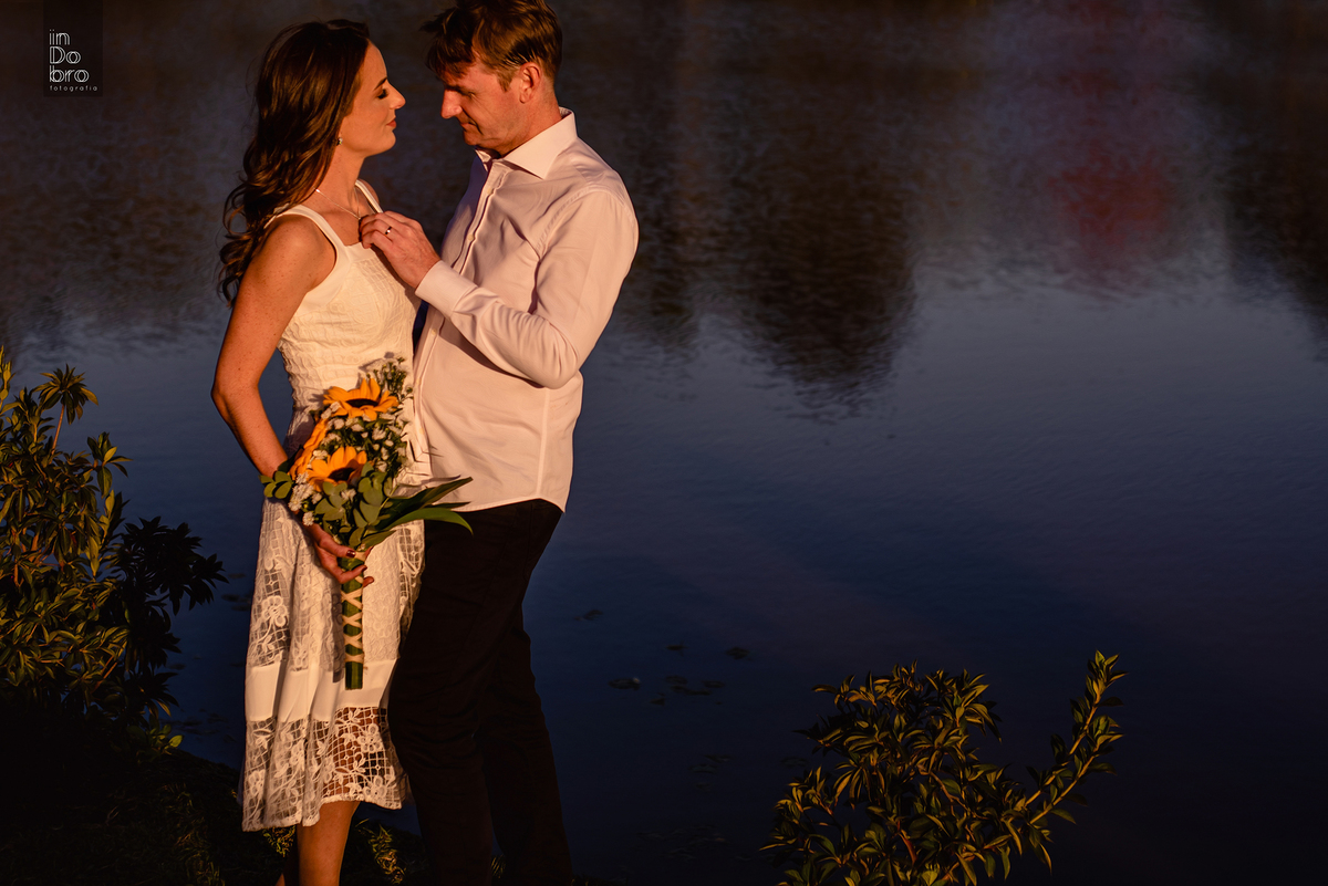 casamento; casamento civil; casamento ao ar livre; ensaio casal; ensaio pré casamento; sítio areia branca; parobé; rs.