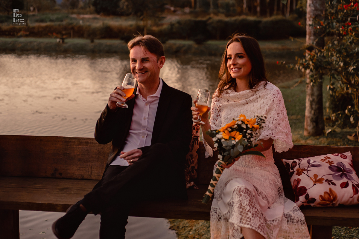 casamento; casamento civil; casamento ao ar livre; ensaio casal; ensaio pré casamento; sítio areia branca; parobé; rs.