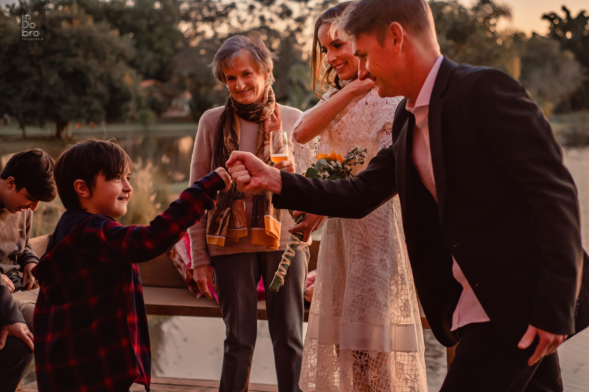 casamento; casamento civil; casamento ao ar livre; ensaio casal; ensaio pré casamento; sítio areia branca; parobé; rs.