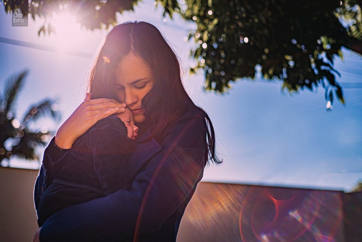 newborn; primeiros dias; ensaio infantil; ensaio família; acompanhamento mensal; dois irmãos; rs; ensaio em casa