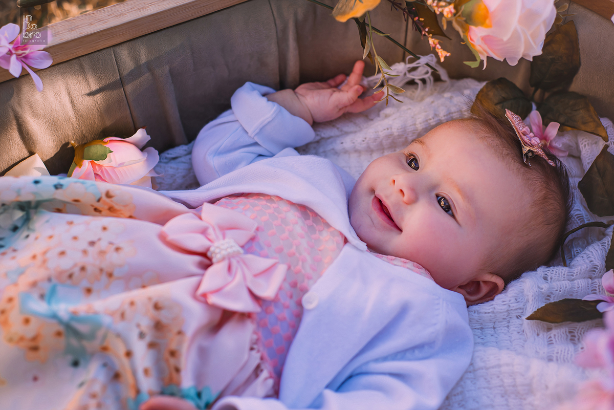 ensaio família; ensaio externo; ensaio em casa; ensaio natureza; 4 meses; cecilia; acompanhamento mensal; ensaio em rolante; rolante; rs; lactante; amamentação; amamentação em tandem. 