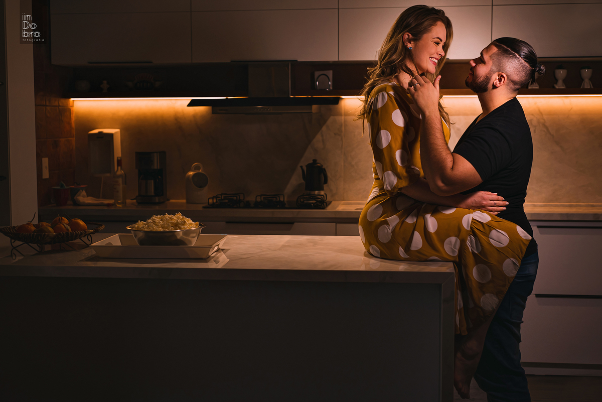 ensaio casal; ensaio em casa; ensaio em dois irmãos; rs; ensaio pré casamento.