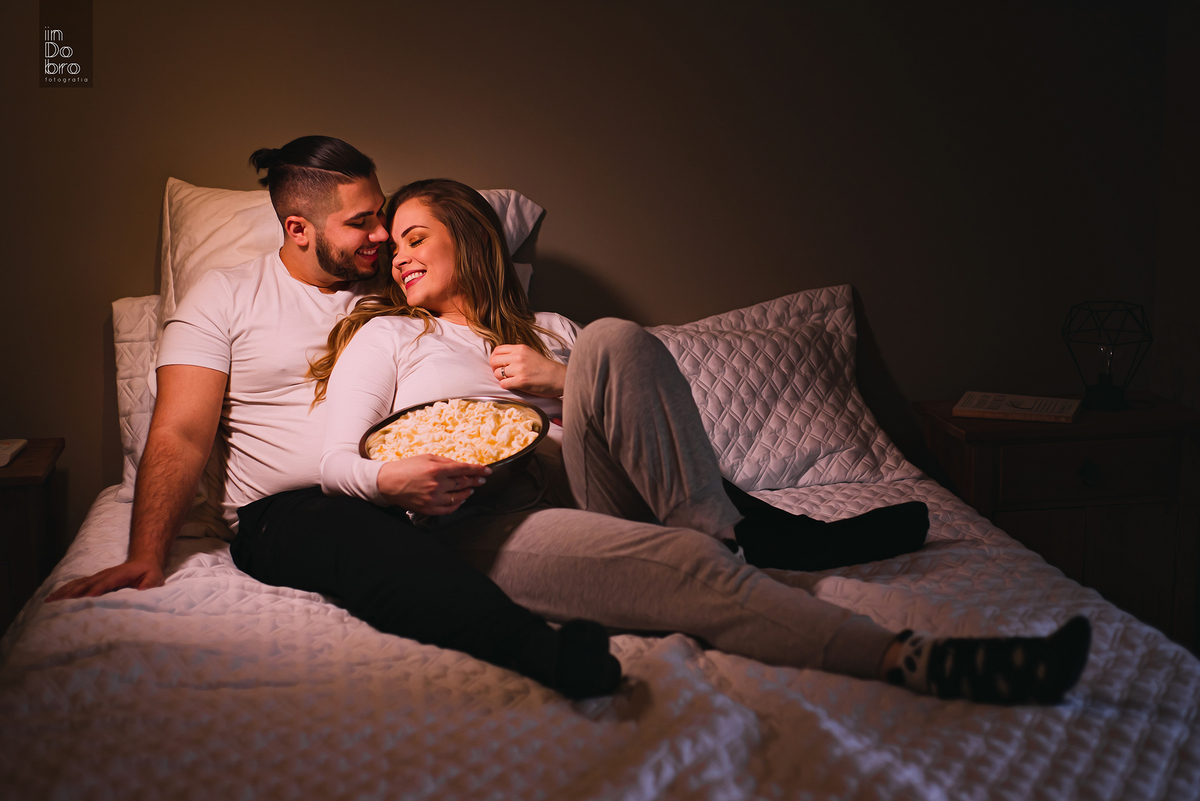 ensaio casal; ensaio em casa; ensaio em dois irmãos; rs; ensaio pré casamento.