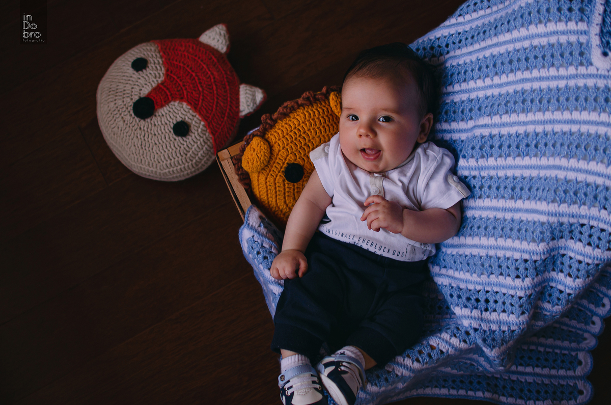 liam; 2 meses; ensaio bebê; ensaio infantil; acompanhamento mensal; acompanhamento infantil; ensaio em casa; dois irmãos; rs.