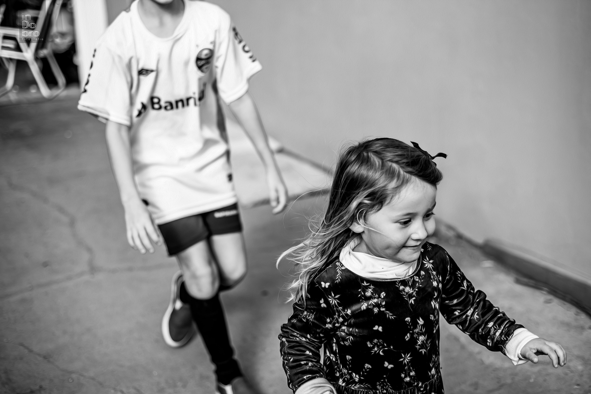 ensaio infantil. ensaio família; ensaio em casa; acompanhamento infantil; sapiranga;rs.