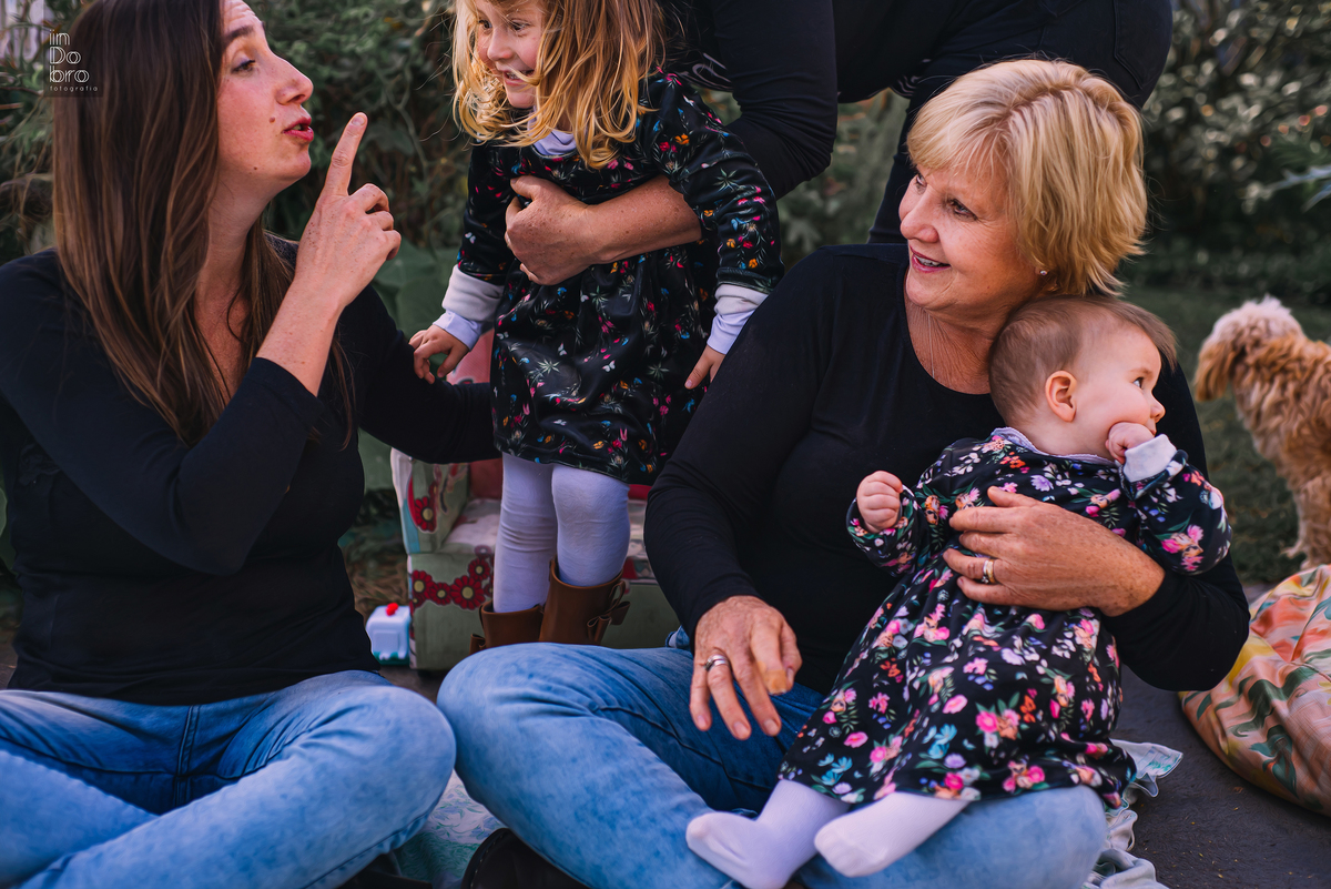 ensaio infantil. ensaio família; ensaio em casa; acompanhamento infantil; sapiranga;rs.