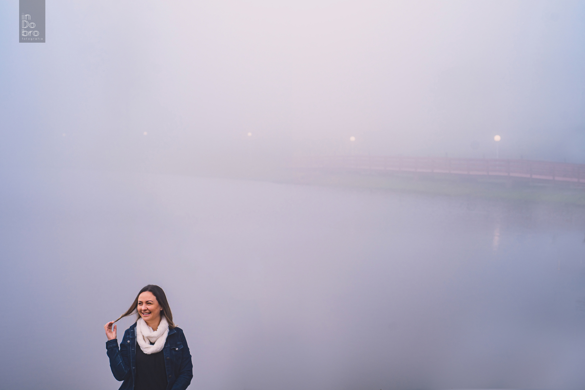 ensaio pessoal; ensaio feminino; ensaio mulher; ensaio em Gramado; rs; vila gramado; ensaio cabana; ensaio externo; ensaio ar livre.