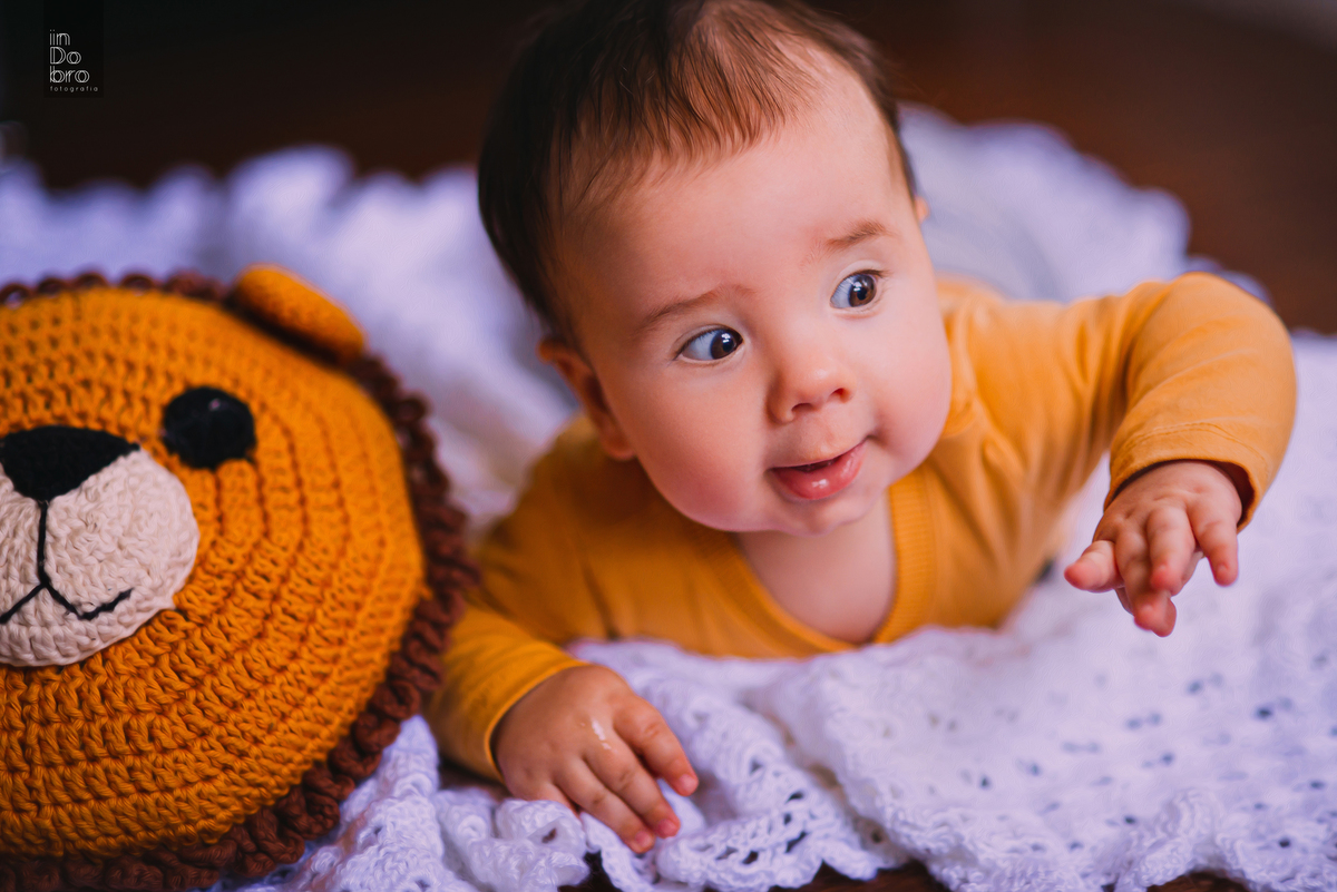 ensaio infantil; ensaio bebê; acompanhamento bebê; acompanhamento mensal; liam; 4 meses; ensaio em casa; ensaio em dois irmãos; rs.