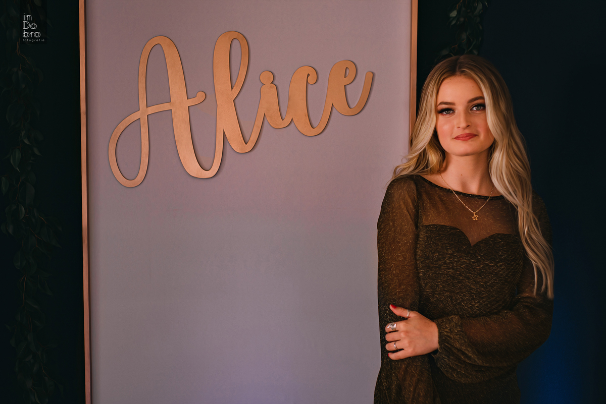 alice; 15 anos; ensaio 15 anos; aniversário 15 anos; ensaio em rolante; rs; ensaio pessoal; ensaio feminino; ensaio em casa.