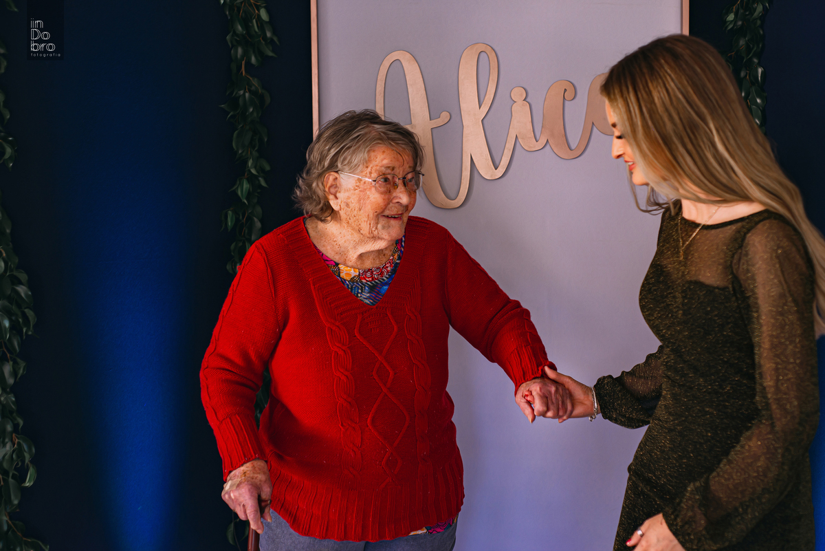 alice; 15 anos; ensaio 15 anos; aniversário 15 anos; ensaio em rolante; rs; ensaio pessoal; ensaio feminino; ensaio em casa.