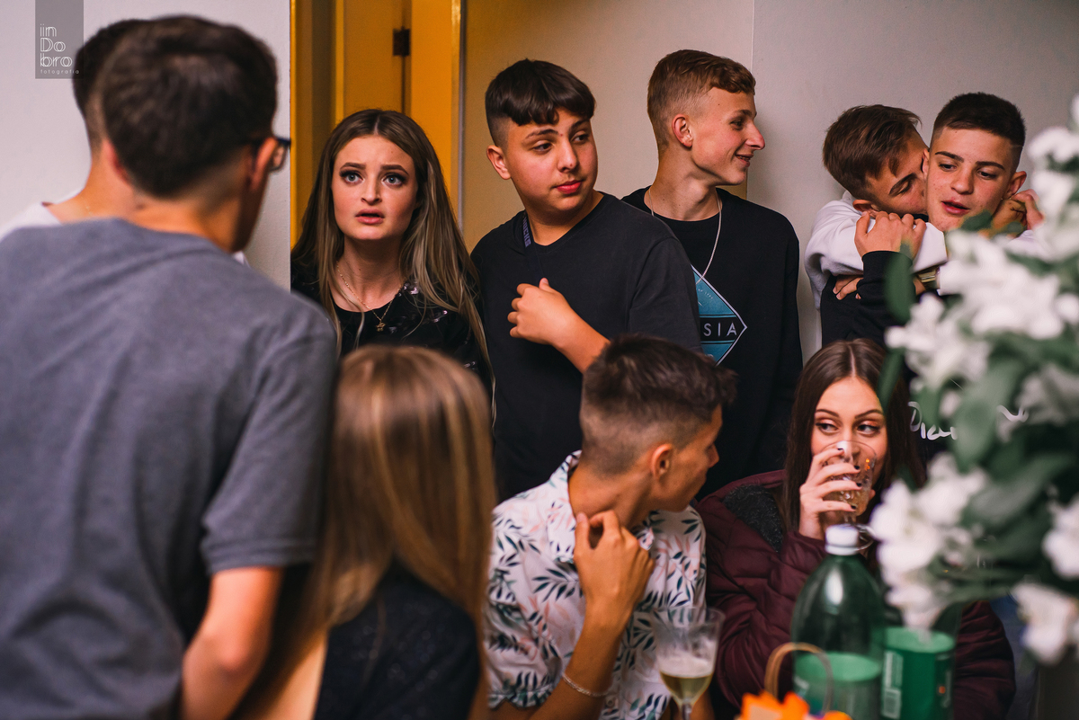 alice; 15 anos; ensaio 15 anos; aniversário 15 anos; ensaio em rolante; rs; ensaio pessoal; ensaio feminino; ensaio em casa.