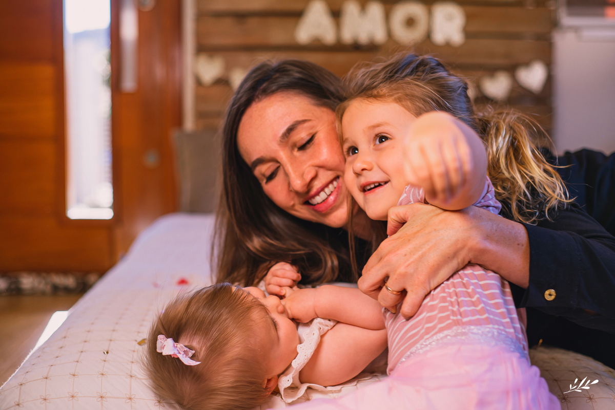 Ensaio infantil; ensaio em casa; ensaio bebê; acompanhamento mensal do bebê