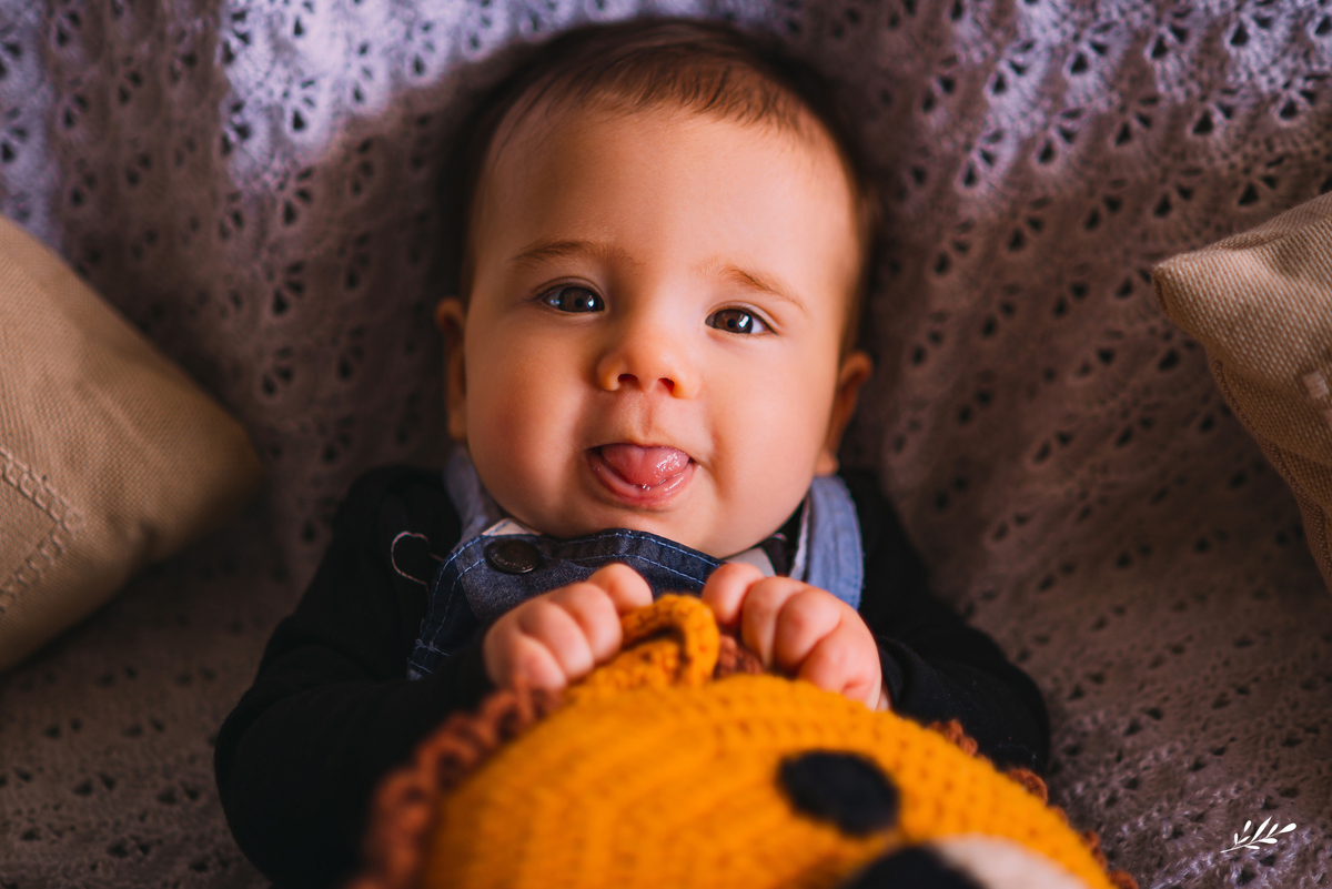 Ensaio infantil; ensaio em casa; ensaio bebê; acompanhamento mensal do bebê