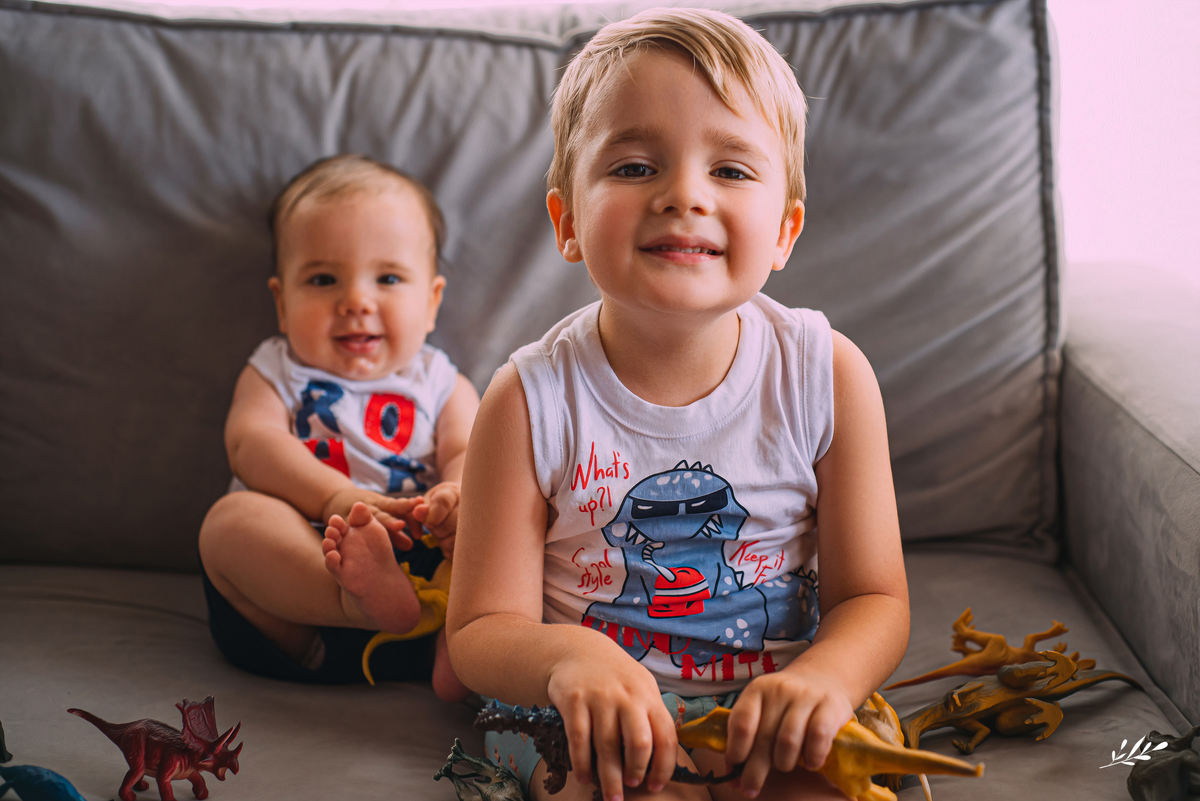 Ensaio infantil; ensaio em casa; ensaio bebê; acompanhamento mensal do bebê
