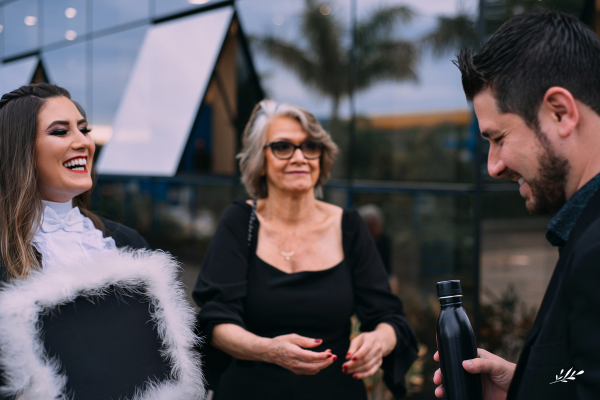 formatura; graduação; bacharel em administração; formatura faccat; taquqra; rs; festa de formatura; ensaio de formatura; prova de toga.