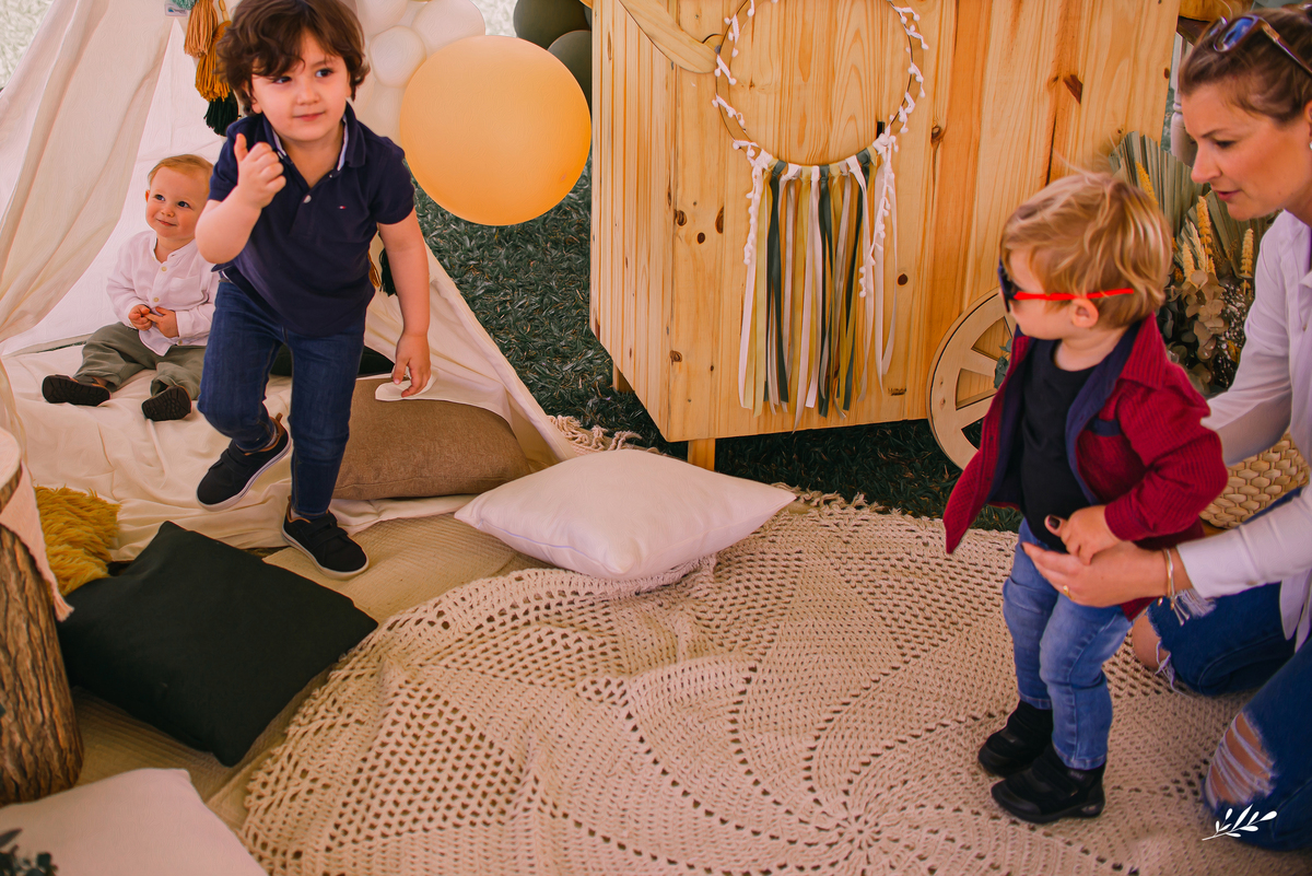 pedro; 1 aninho; aniversário infantil; aniversário de um ano; piccadilly; ensaio família; taquara; rs.