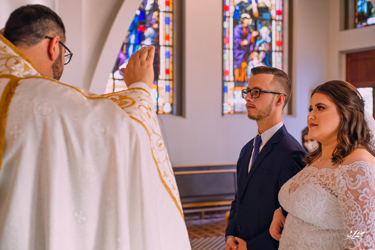 casamento; casamento religioso; making of noivo; making of noiva; casamento em rolante; casamento em riozinho; rs; casamento luterano; casamento católico; festa de casamento.