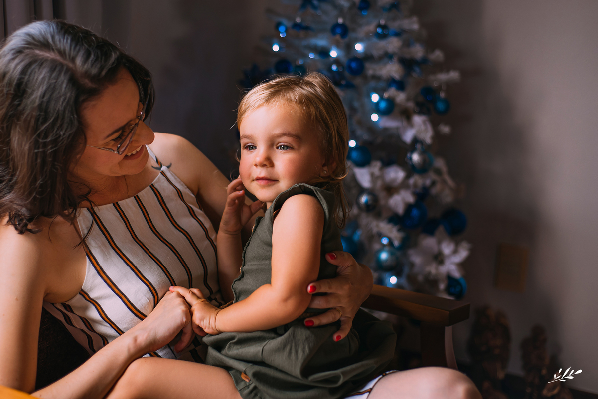 ensaio infantil; ensaio de dois anos; 2 anos; ensaio em casa.; ensaio de natal; ensaio em rolante; rs; ensaio família.