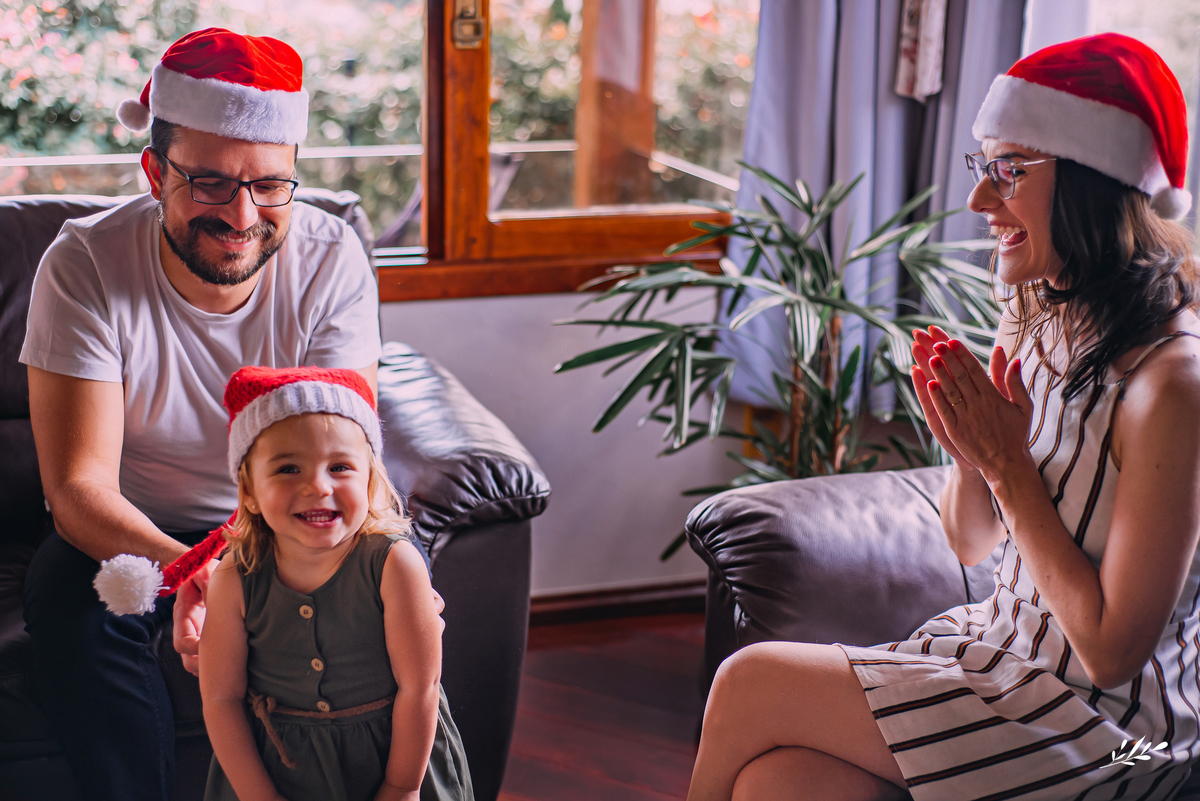 ensaio infantil; ensaio de dois anos; 2 anos; ensaio em casa.; ensaio de natal; ensaio em rolante; rs; ensaio família.