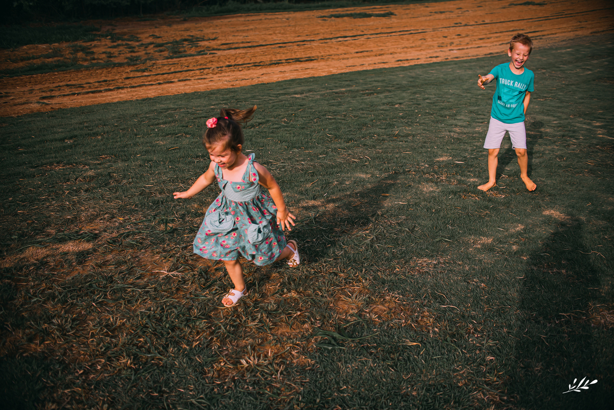 ensaio família; ensaio interior; ensaio em casa; ensaio infantil; ensaio ar livre; ensaio externo; ensaio em rolante; rs.