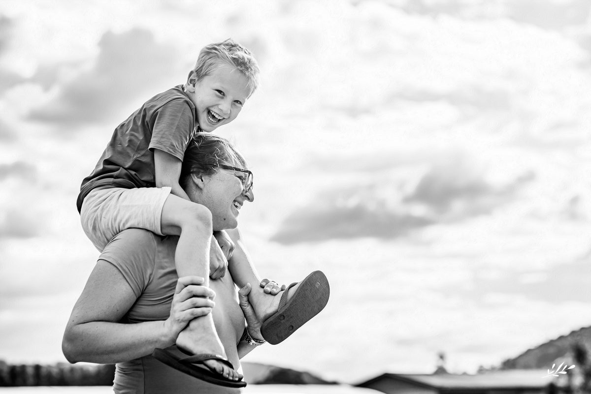ensaio família; ensaio interior; ensaio em casa; ensaio infantil; ensaio ar livre; ensaio externo; ensaio em rolante; rs.