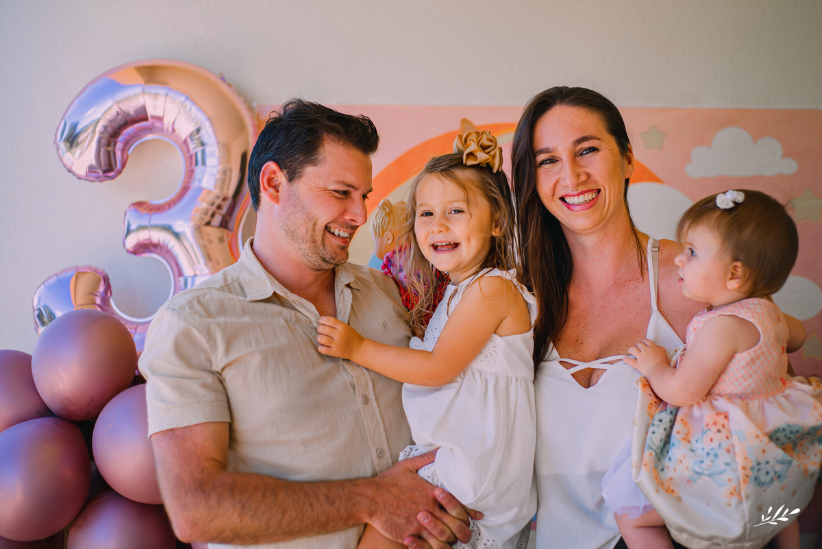 aniversário infantil; 3 anos; ensaio 3 anos; ensaio infantil; ensaio família; ensaio em casa; ensaio em rolante; rs.