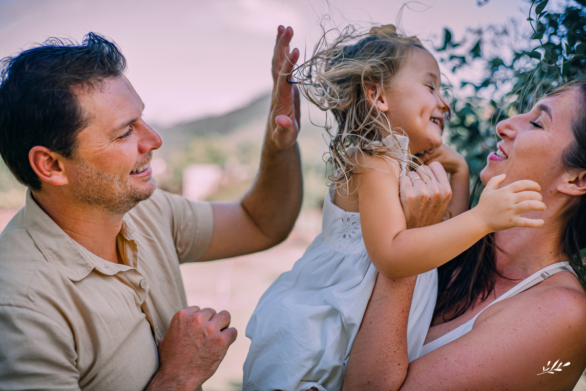 aniversário infantil; 3 anos; ensaio 3 anos; ensaio infantil; ensaio família; ensaio em casa; ensaio em rolante; rs.