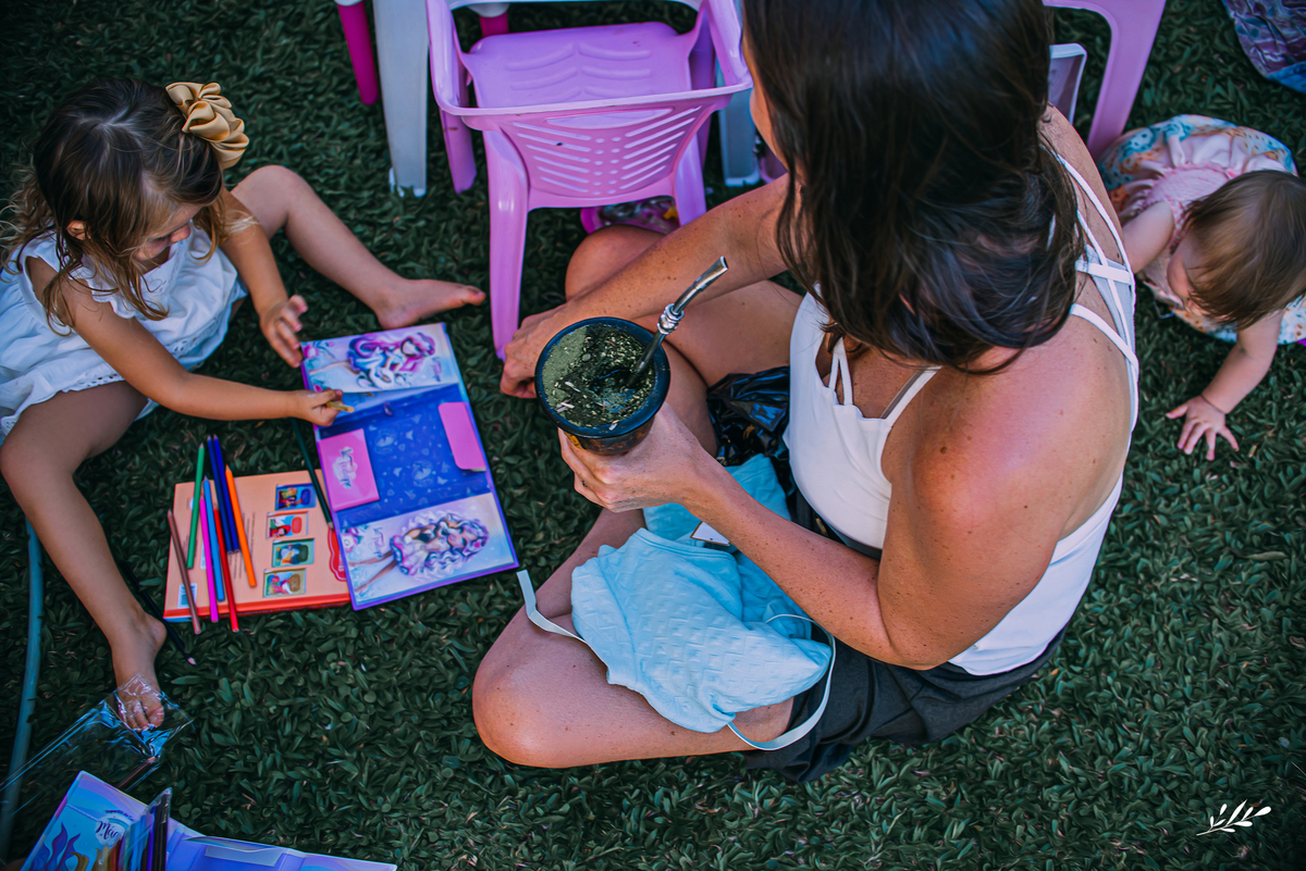 aniversário infantil; 3 anos; ensaio 3 anos; ensaio infantil; ensaio família; ensaio em casa; ensaio em rolante; rs.