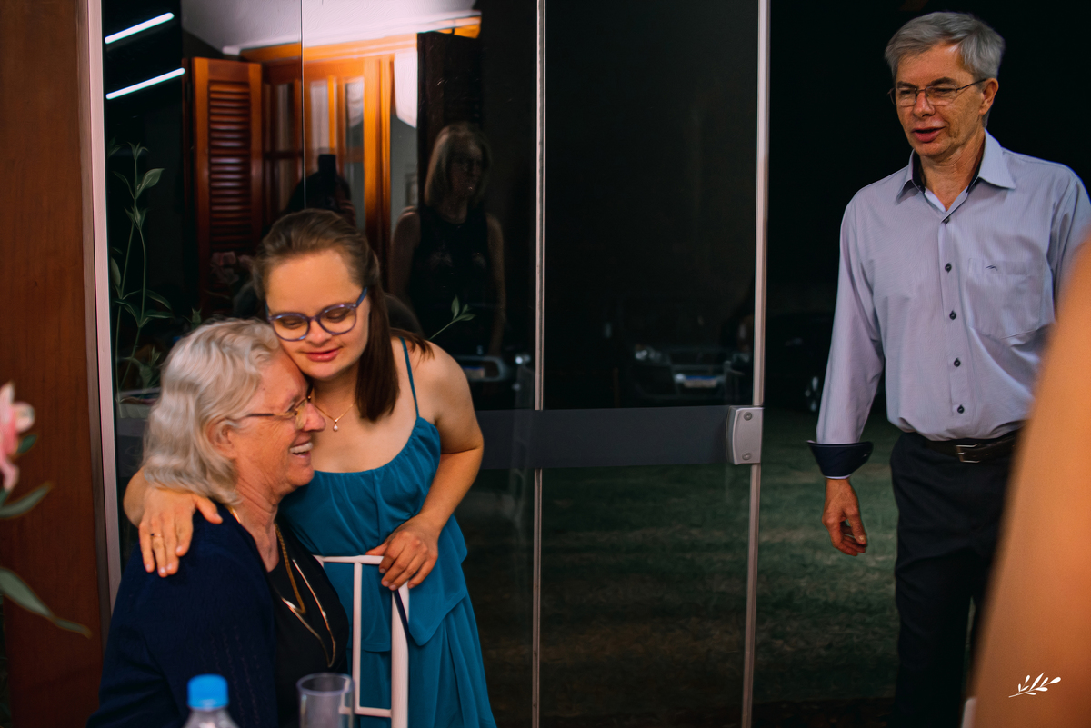 formatura; formatura pedagogia; formanda síndrome de down; ISEI; instituto superior de educação Ivoti. 