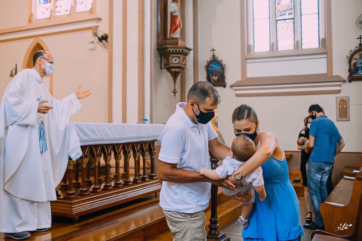 Batizado; batizado católico; batizado em casa.