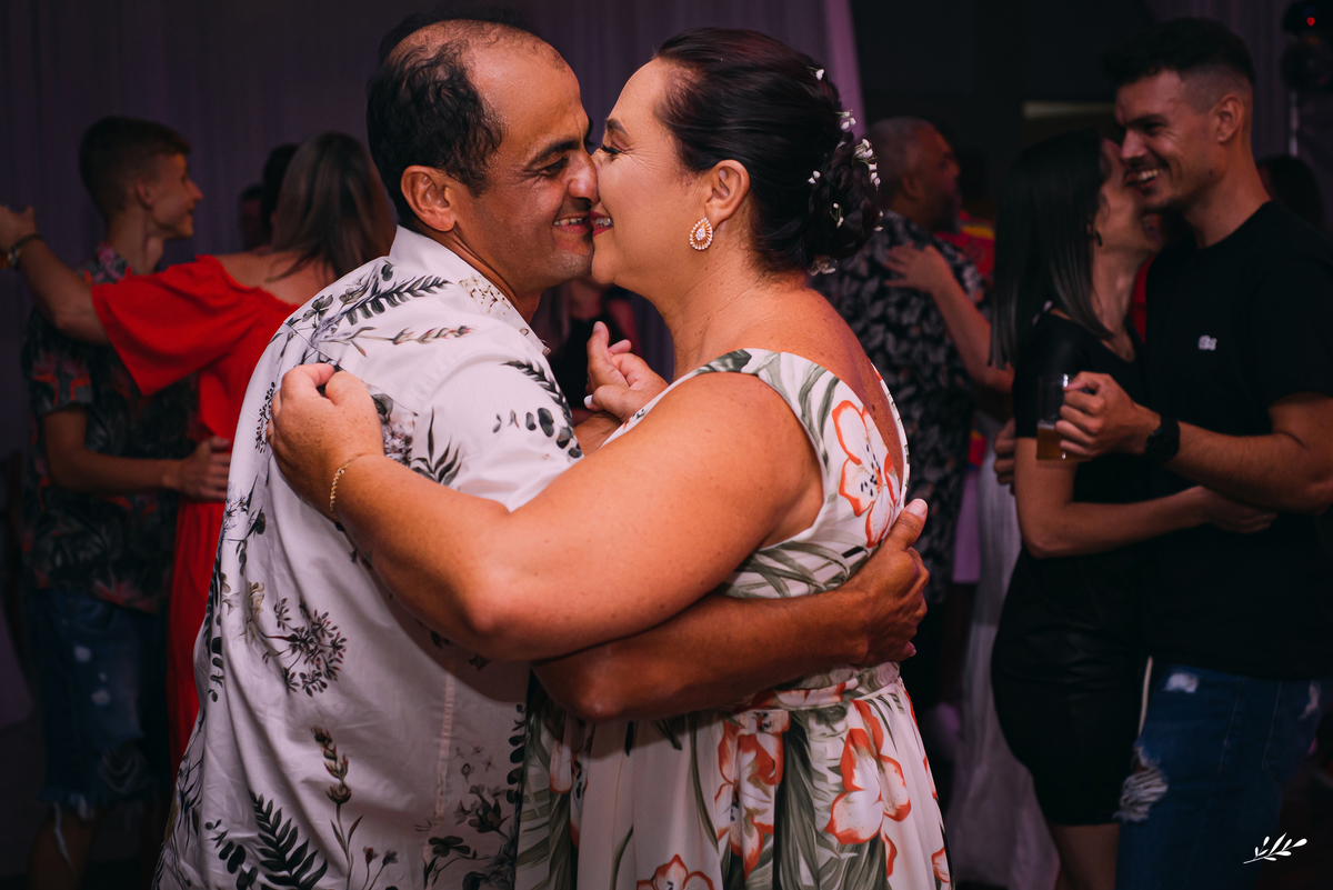 festa 50 anos; festa 51 anos; aniversário feminino; aniversário 50 anos, festa em Rolante RS.