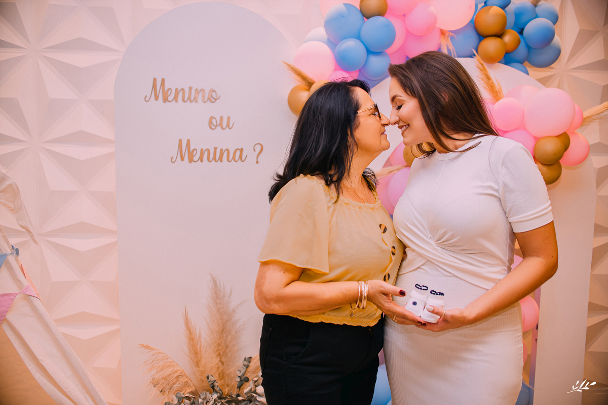 chá de revelação; revelação do bebê; chá do bebê.