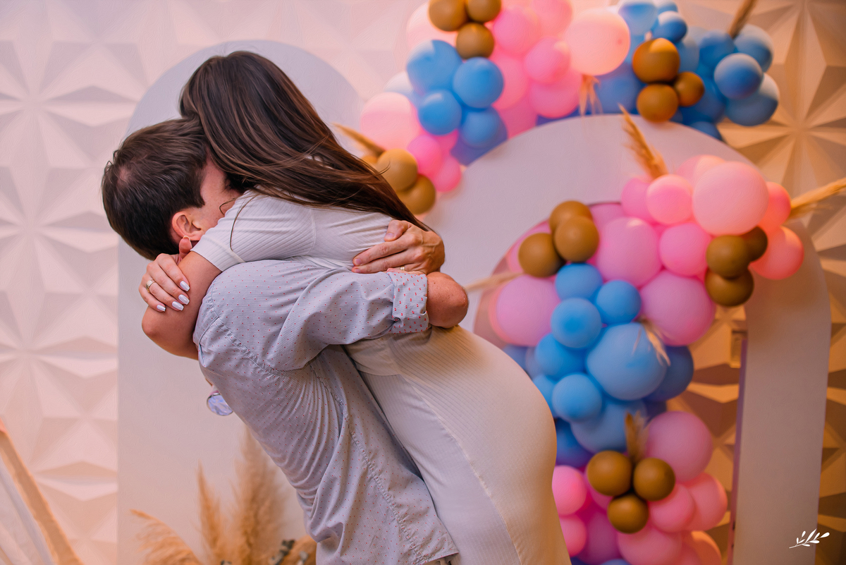 chá de revelação; revelação do bebê; chá do bebê.