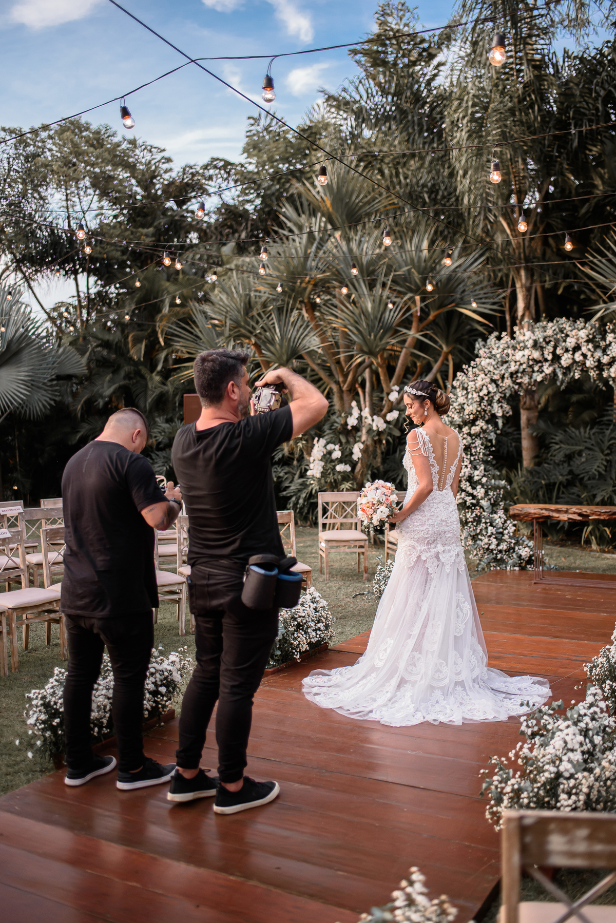 noiva, flores, vale dos sonhos, vestido de noiva, noiva, joias , fotografo, trabalho