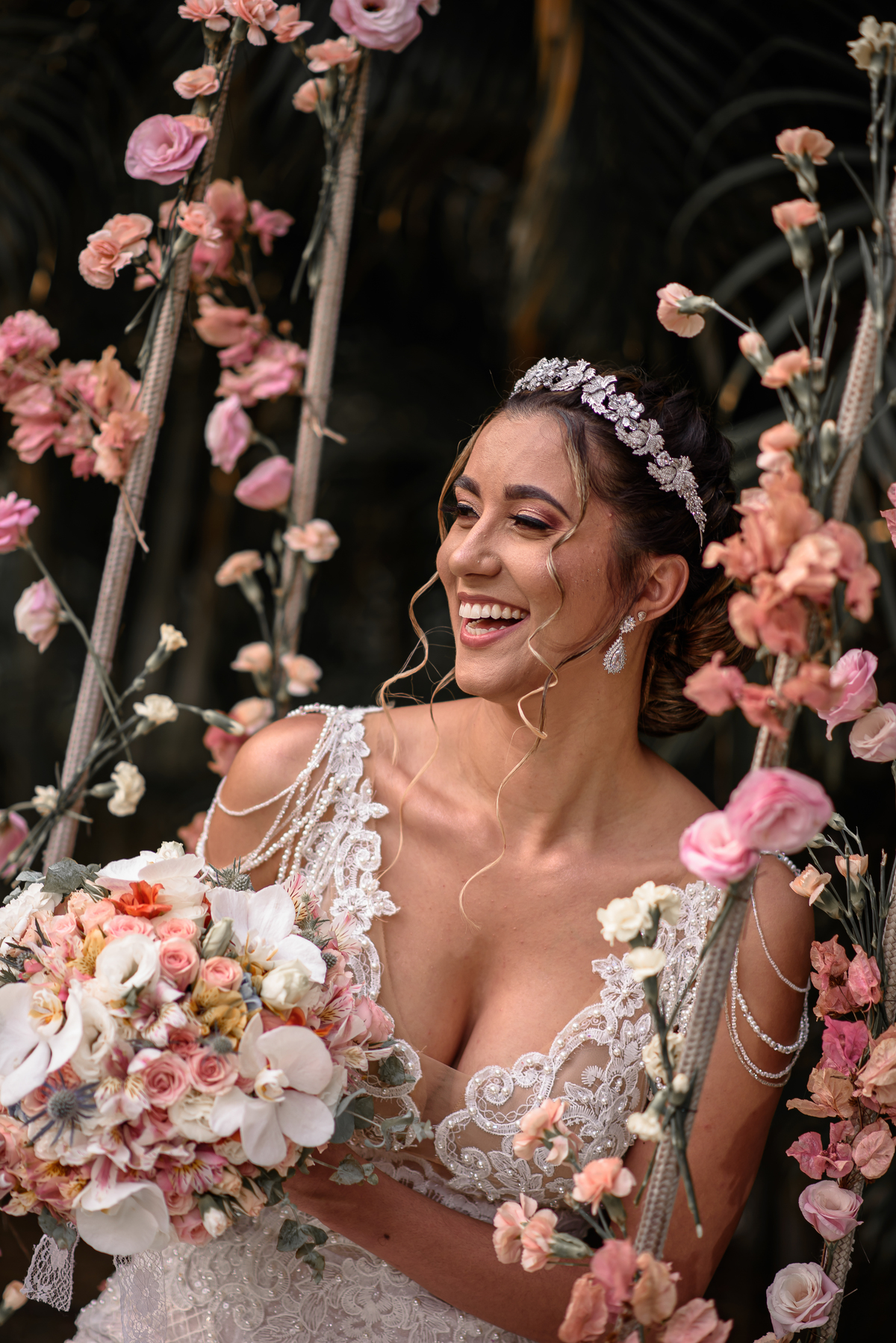 noiva, flores, vale dos sonhos, vestido de noiva, noiva, joias , 