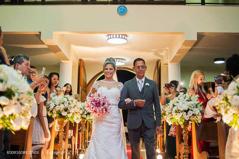 cerimonia capela nossa senhora de fatima jardim guanabara, entrada da noiva