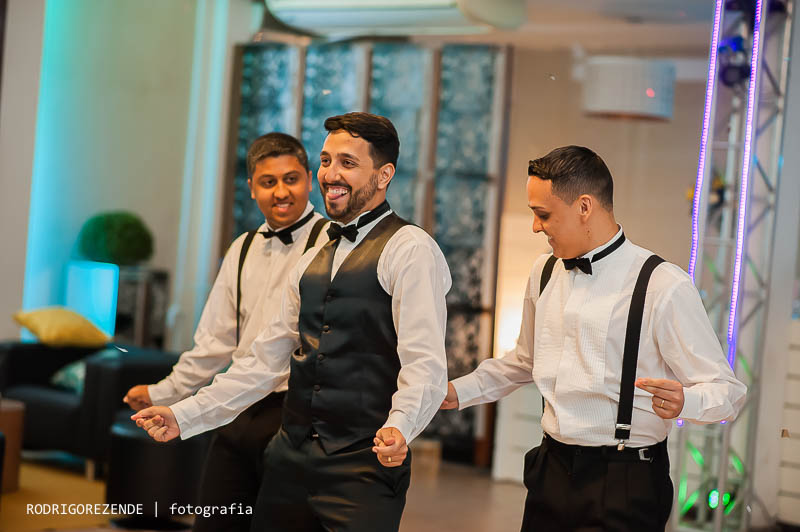 casa de festa, lofty kingdom, noivos, danca casal