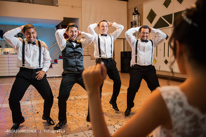 casa de festa, lofty kingdom, noivos, danca casal