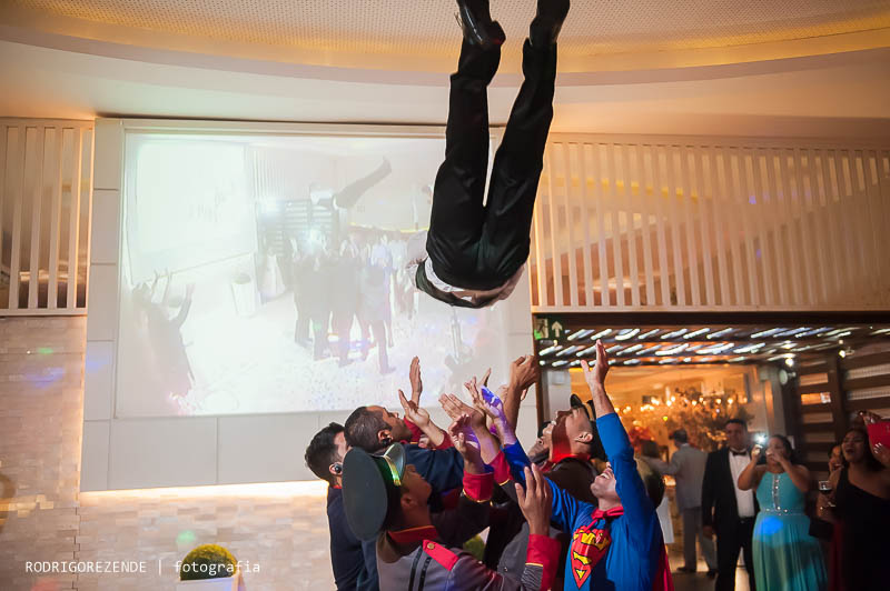 casa de festa elite, abertura