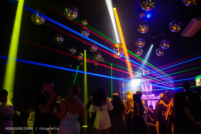Casa de festa Vila Ingelsa, Debutante, fotos, pista de dança, dj mark luk