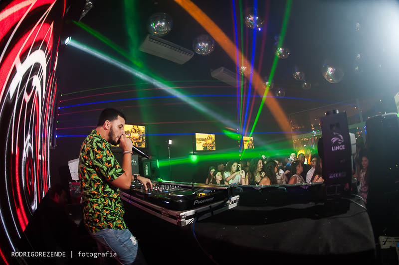 Casa de festa Vila Ingelsa, Debutante, fotos, pista de dança, dj mark luk