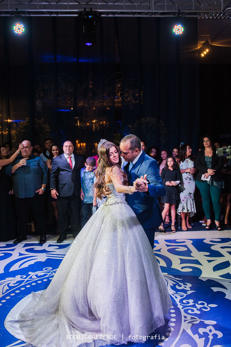 festa de 15 anos, debutante, coliseum barra, dança, valsa, rodrigo rezende fotografia