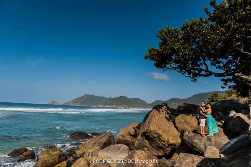 ensaio casal, pre wedding, grumari, praia do grumari, rodrigo rezende fotografia