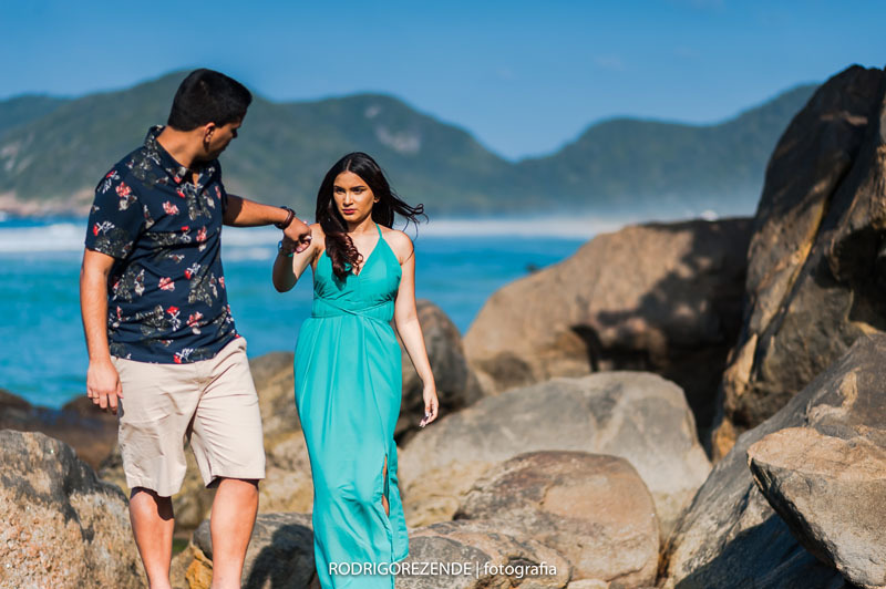ensaio casal, pre wedding, grumari, praia do grumari, rodrigo rezende fotografia
