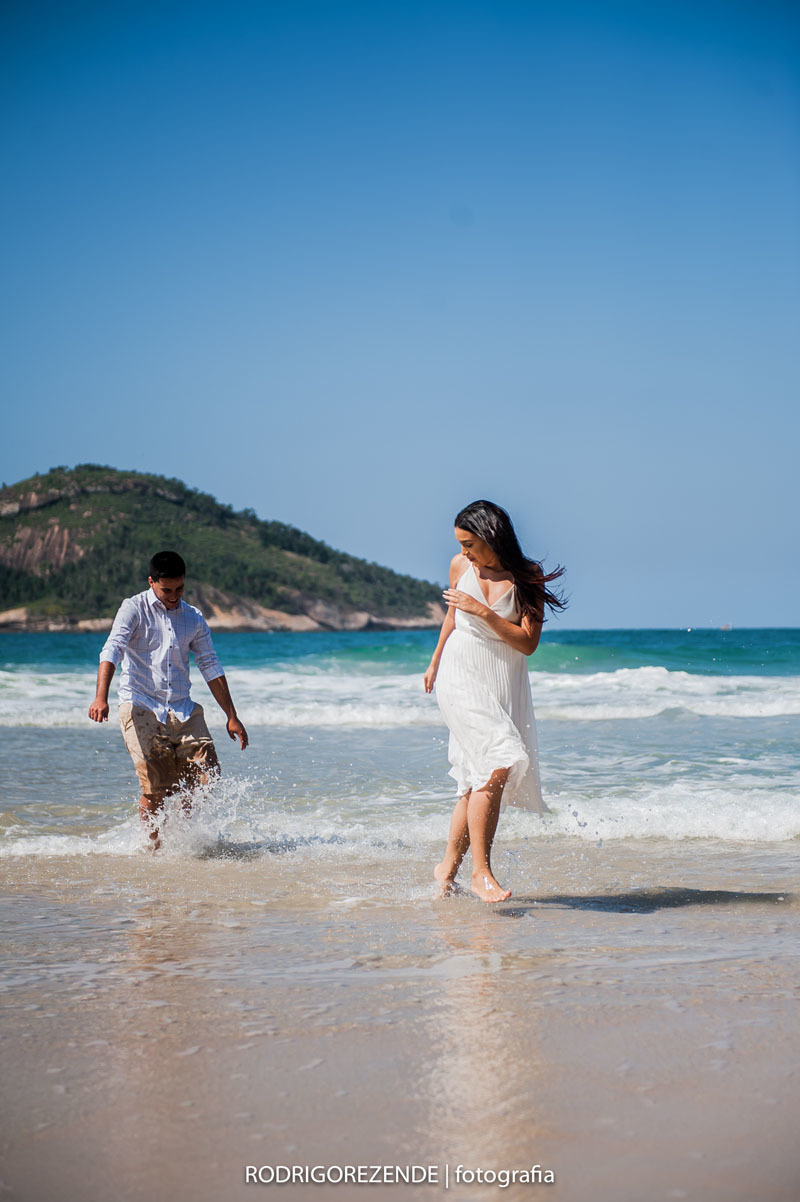 ensaio casal, pre wedding, grumari, praia do grumari, rodrigo rezende fotografia
