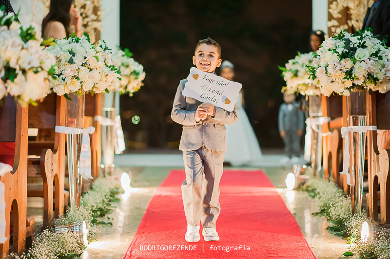 casamento, cerimônia, entrada pagem, igreja nossa senhora de fátima, rodrigo rezende fotografia