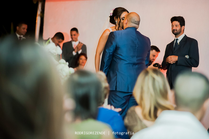 casamento, cerimônia, beijo, aberema 7 festas, rodrigo rezende fotografia