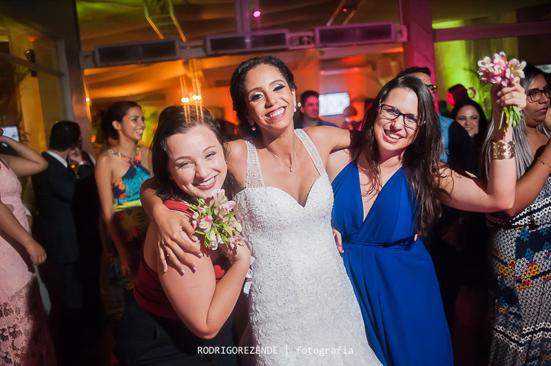 casamento, festa, pista de dança, buquê, aberema 7 festas, rodrigo rezende fotografia
